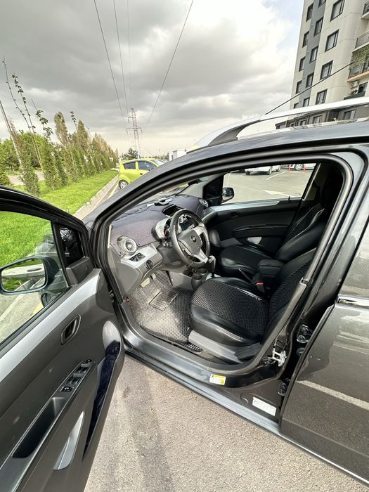 Спарк 2020 автомат сотилади