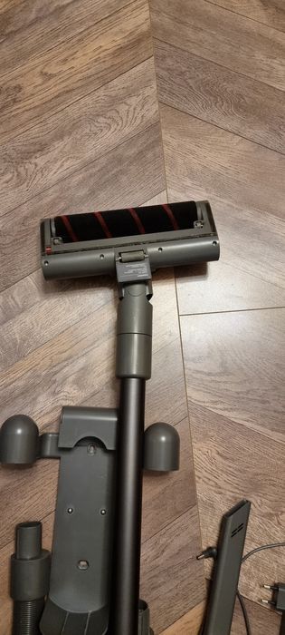 Пылесос Dreame v12