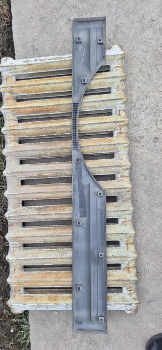 Накладка тайота прадо 90