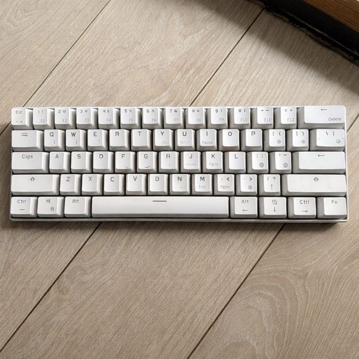 Механична клавиатура – компактен размер (75%)