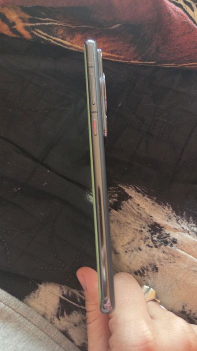 Продавам Huawei p 60 pro 256