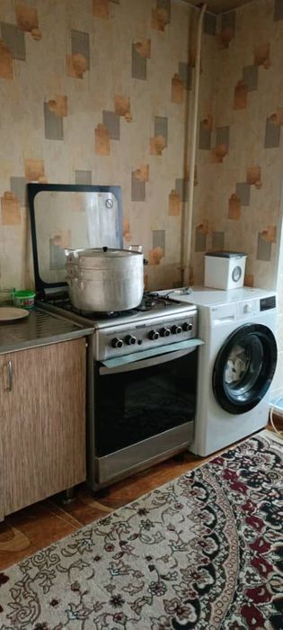 2-хонали, 4-этаж. 4-этажли.
2x6-балкон 56,3-кв.м
  Газ bor, свет bor,