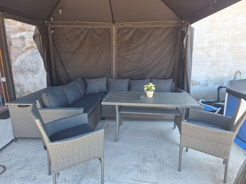 Градински комплект