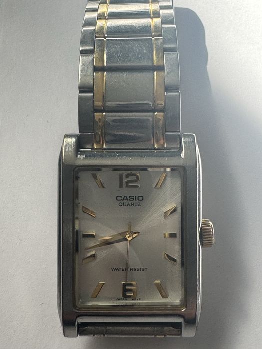Продается часы CASIO в хорошем состояния