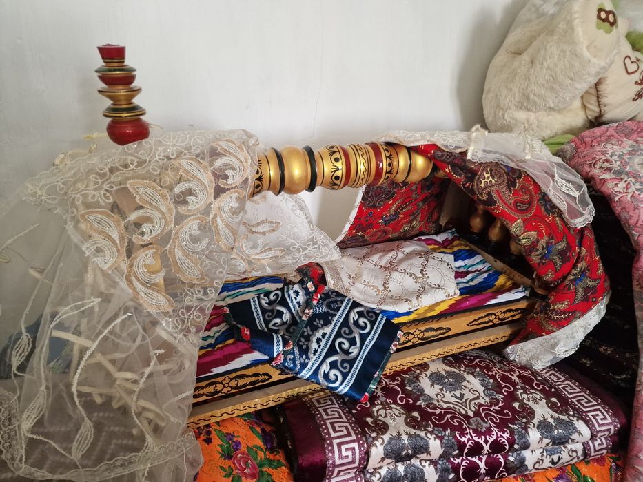 Beshik     Бешик