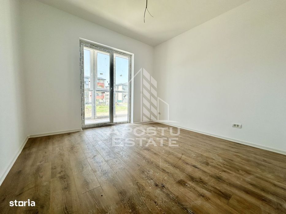 Apartament cu 2 camere, 2 balcoane, etaj 1, zona Planetelor