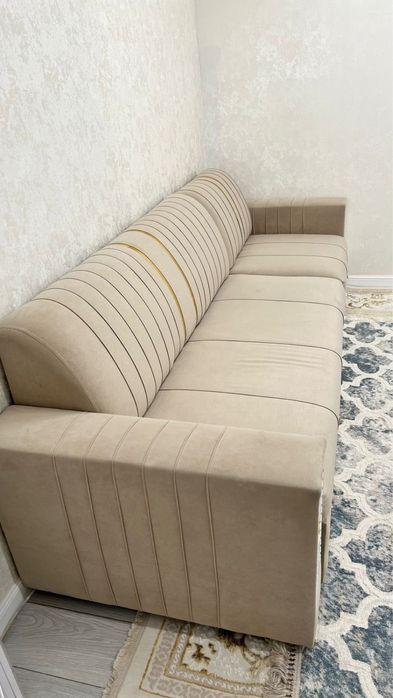 Продам диван новый в отличном состоянии