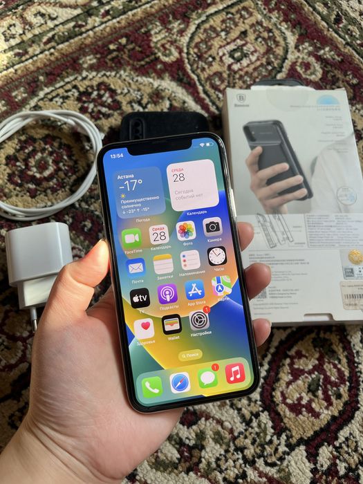 iPhone X 64гб Apple