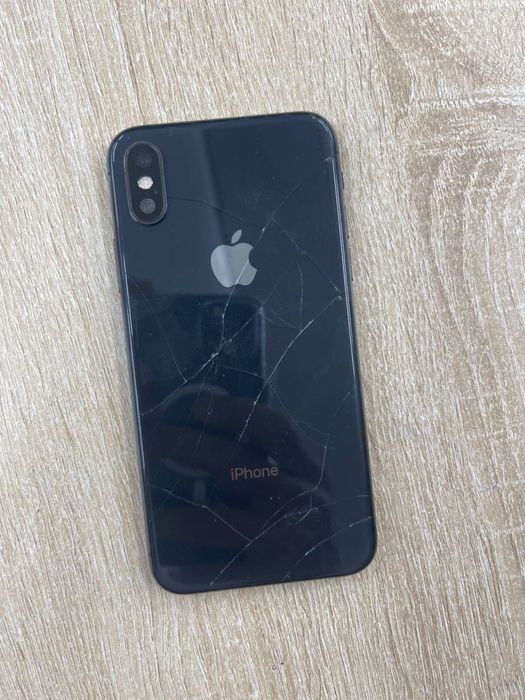 Iphone xs ideal holatda