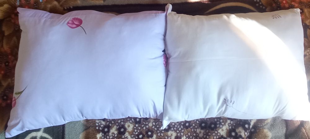 Arzon narxlarda yastiq sotiladi.