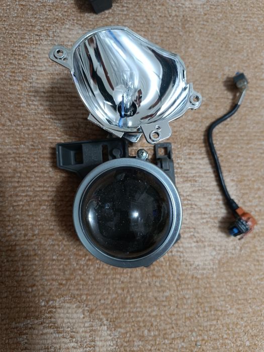 Линзы на Kia cerato