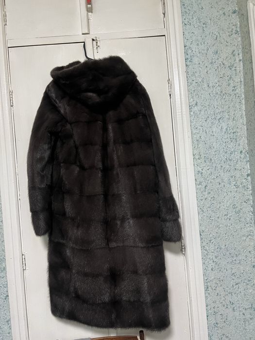 Продам норковую шубу