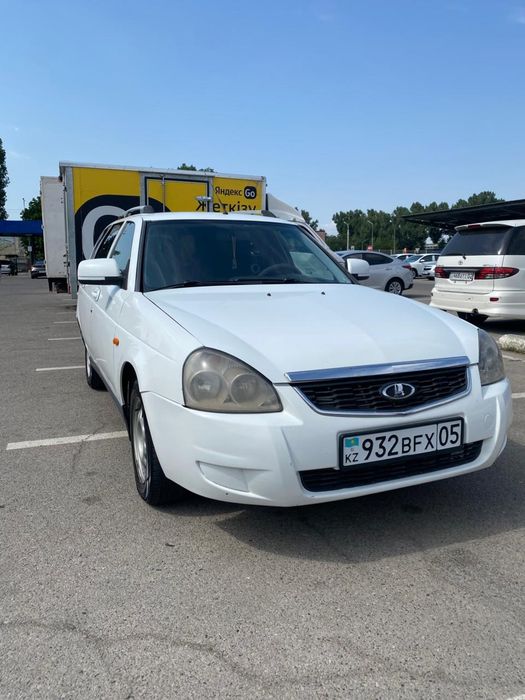 Продам Приору 2 2014пол люкс