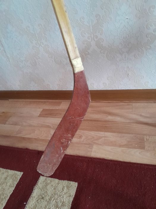 Продам клюшку 5000