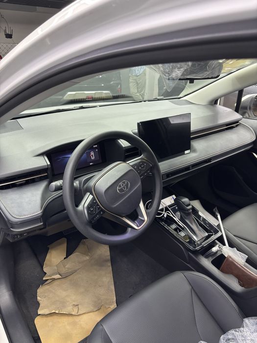 Toyota corolla hybrit