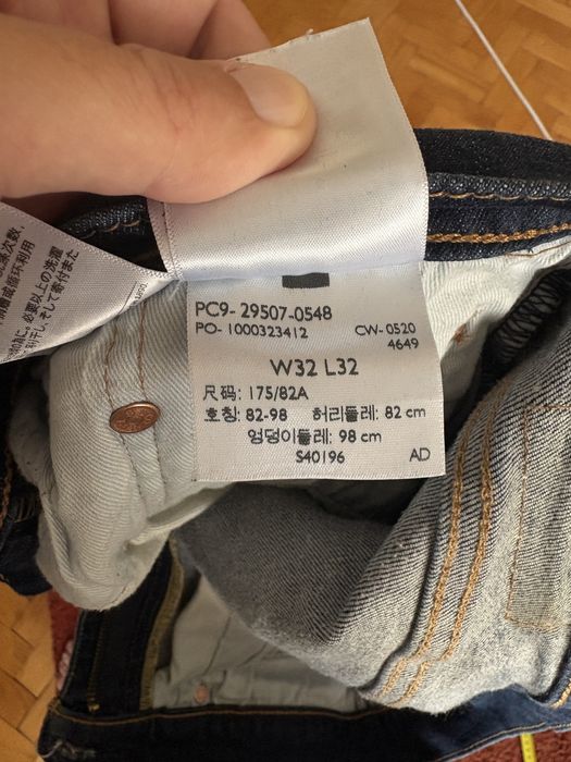 Blugi Levi’s 507, marime W32