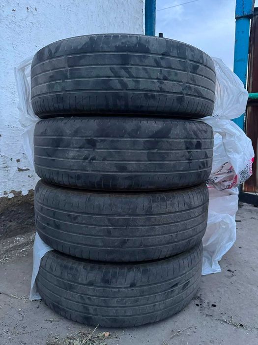 Продам шины. В хорошем состоянии.