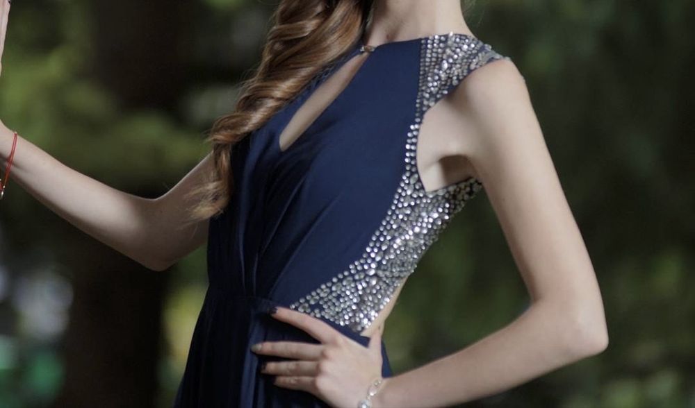 Абитуриентска рокля