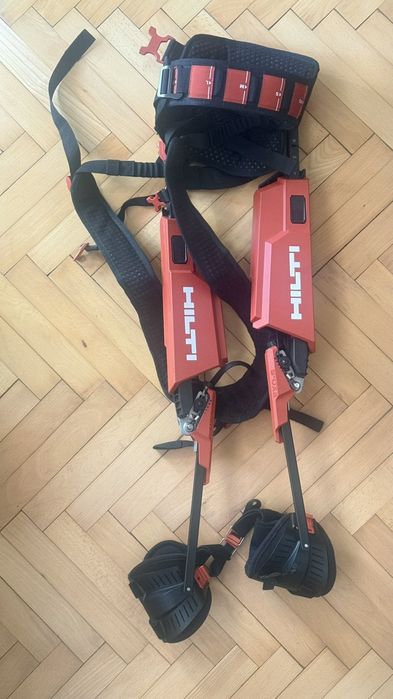 Hilti Exo-S раменен екзоскелет за работа над глава