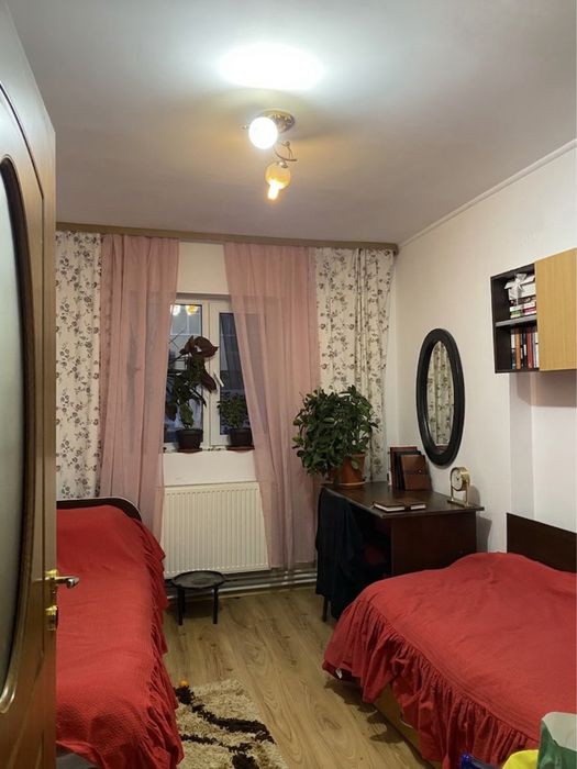 Apartament 3 camere de inchiriat Panciu centru