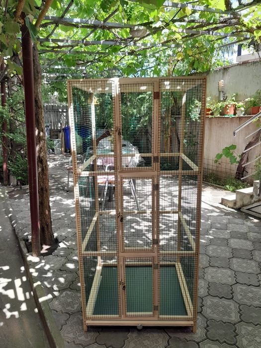 Colivie voliera de vânzare