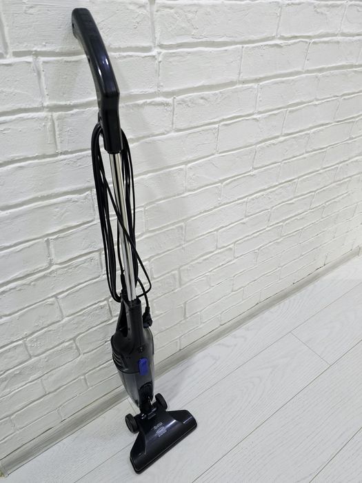 Пылесос вертикальный  ENDEVERVC-286 черный, б/у