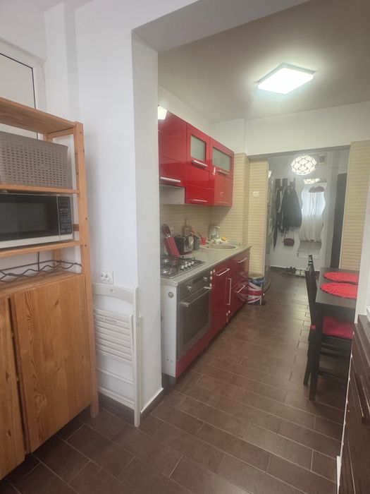 Apartament 3 camere de inchiriat