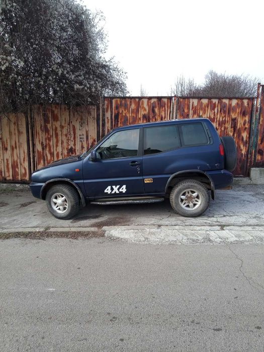 Джип Нисан Терано 2