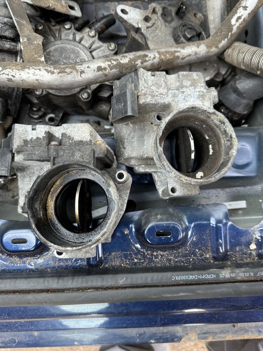 Дроселова клапа дросел Vw touran golf passat caddy 2.0tdi 1.9tdi