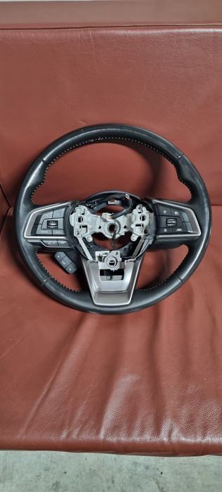 Бутони от мултифункционален волан на Субару Импреза