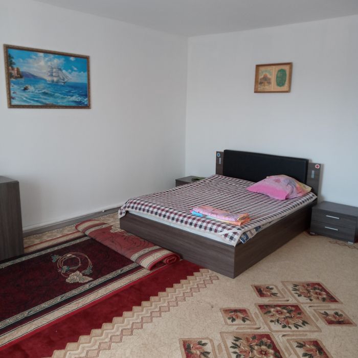 Продам срочно большой коттедж