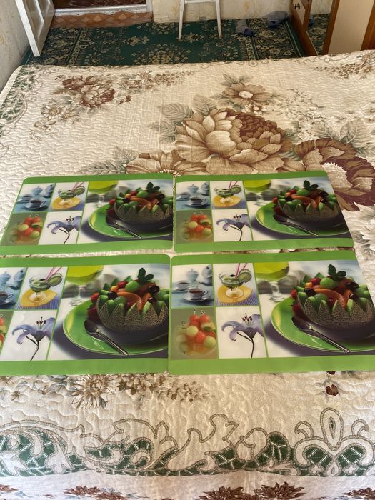 Продам сервировочные коврики.