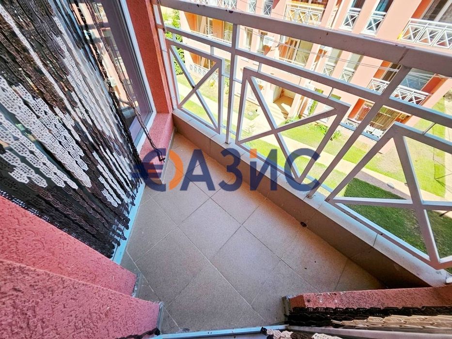 Продава се Двустаен апартамент в к.к. Слънчев бряг - 40 кв.м за 1088 €/кв.м - Снимка #13