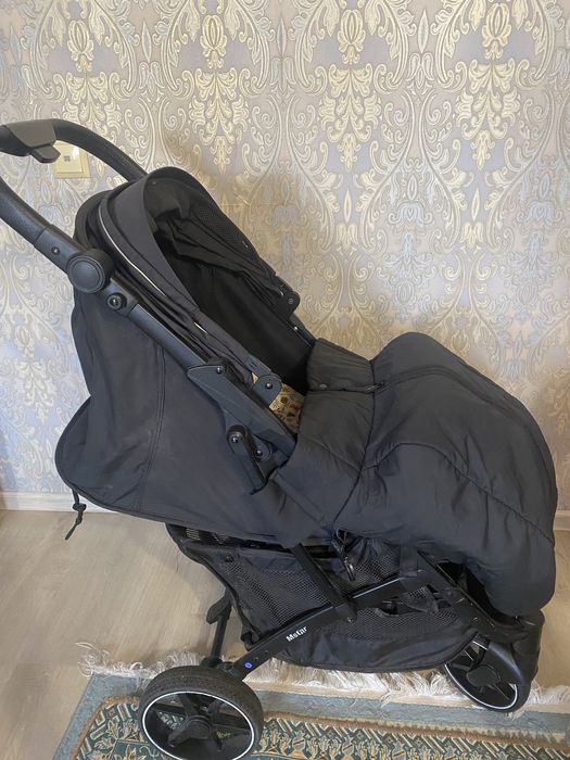 Продам коляску чемодан