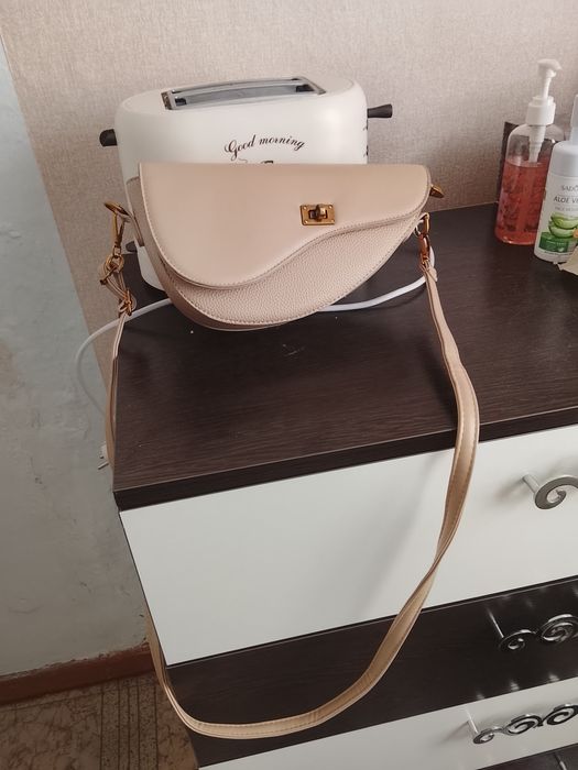 Сумочка седло продам