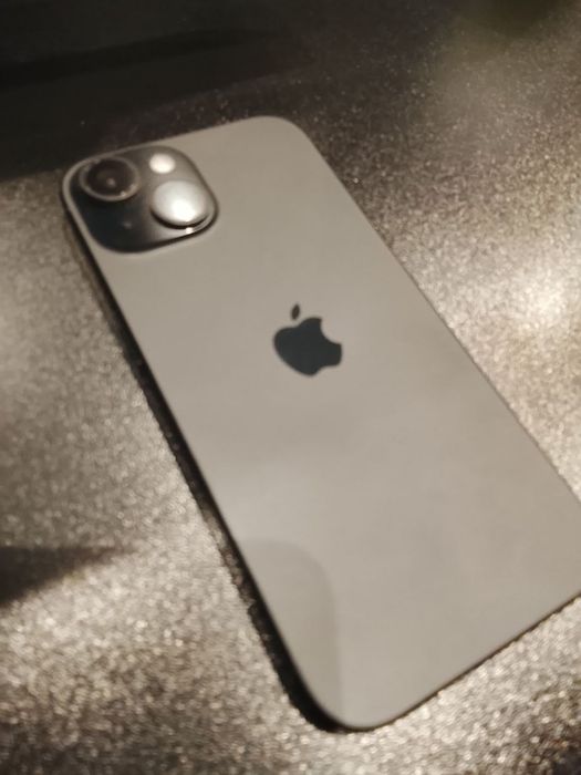 iPhone 15 128gb 24 цикл