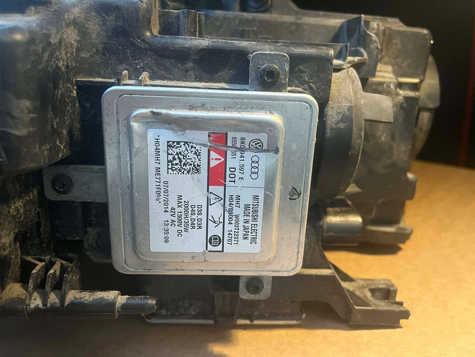 Audi Ауди Оригинален Десен Фар A5/S5 Фейслифт B8 (B8.5) - 8T0941006E