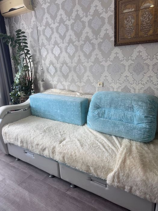 Продам диван б/у