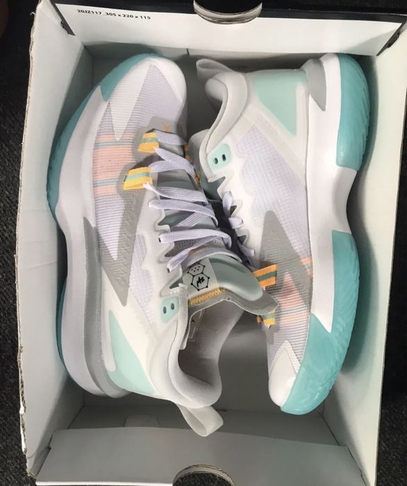 Nike Jordan Zion 1 38номер