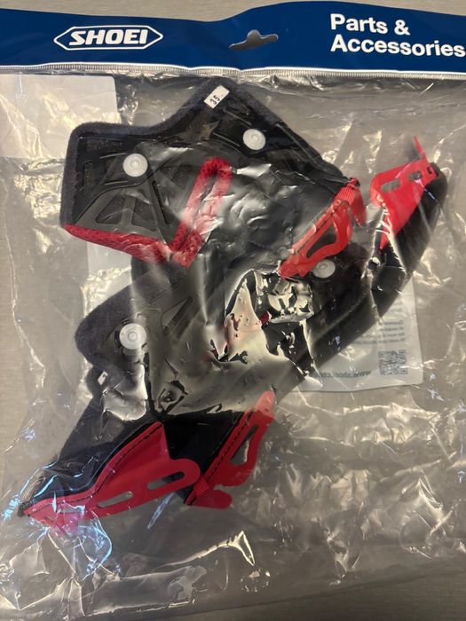 Shoei NXR 2 obraji M
