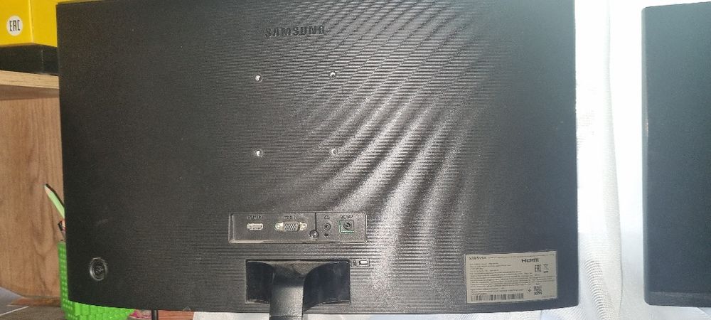 Монитор samsung.