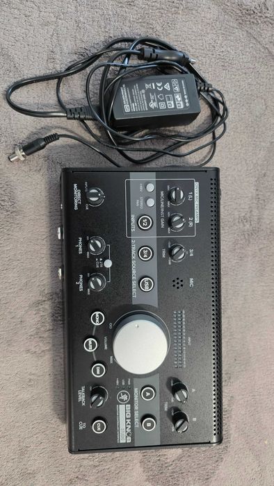 Mackie Big Knob Studio - Interfata audio si controller monitor studio (2 perechi monitoare)