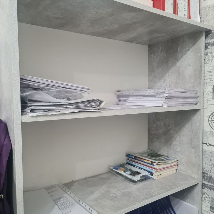 Стелаж для офиса ,дома