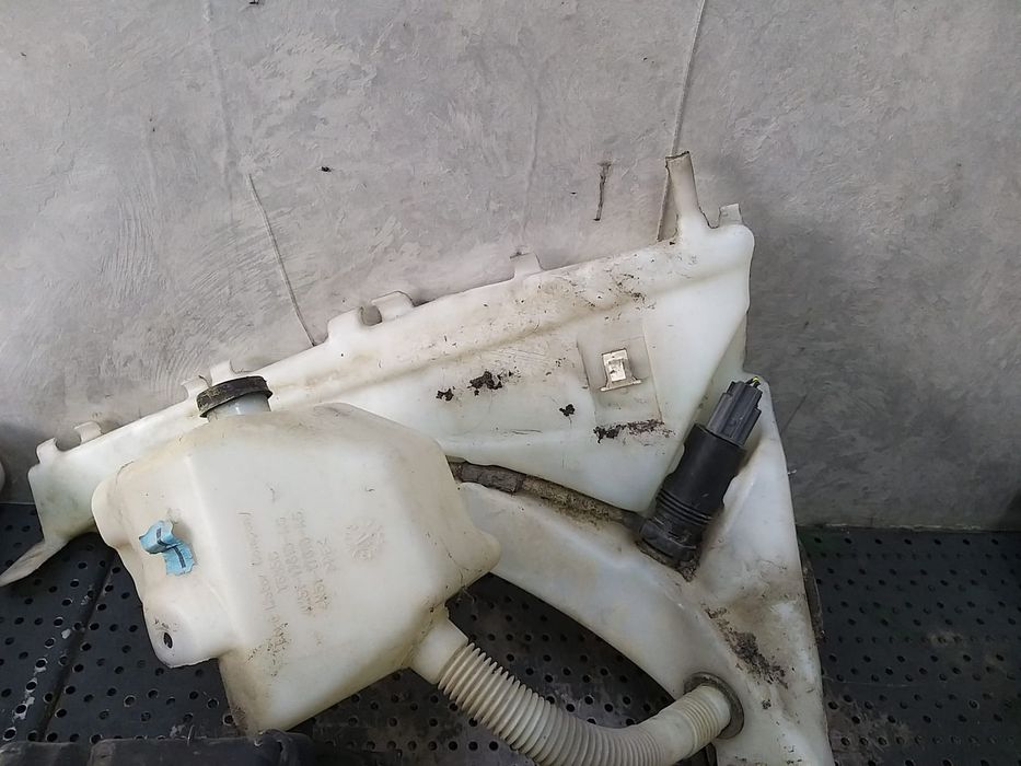 Vas lichid parbriz volvo s40 4n5113k163