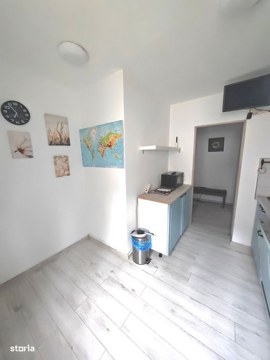 Apartament 3 camere semidecomandat