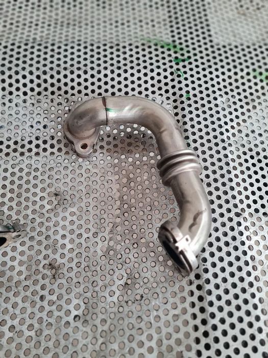 Conducta Racord Gaze Egr Vw Seat Skoda Audi A4 B8 A6 C7 Q3 Q5 A5 2.0 Tdi Euro 5 Cod Motor CJC Cutie