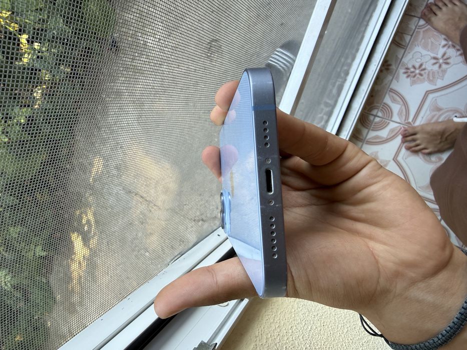 Pachet inedit : Iphone 14 plus si Air pods pro 2