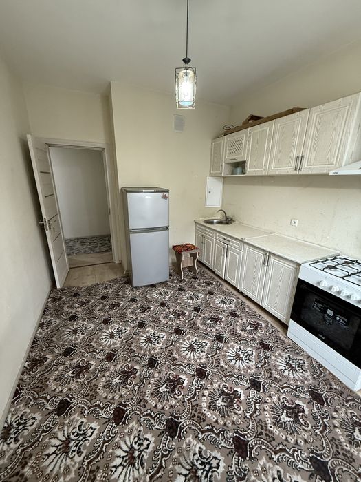 Срочна сотилади сергели янги чоштепа метро 1 чи бекат енида