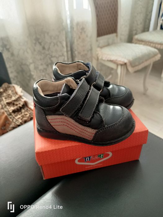 Продам обувь для мальчика.