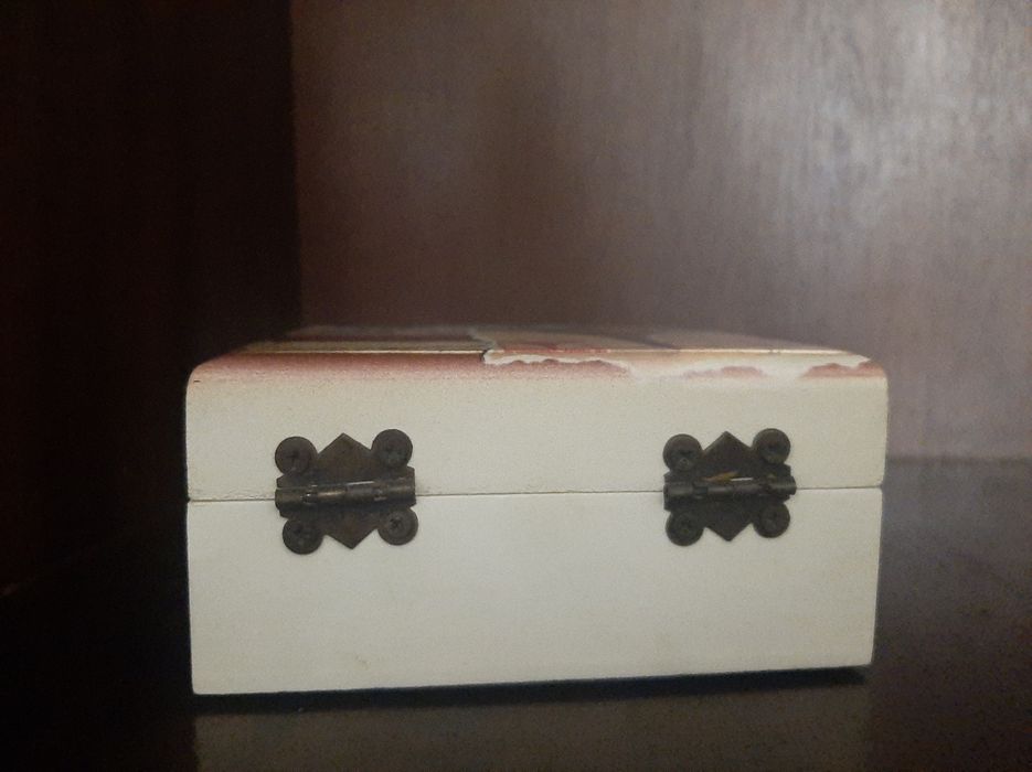 Шкатулка с зеркалом для украшений "Париж"